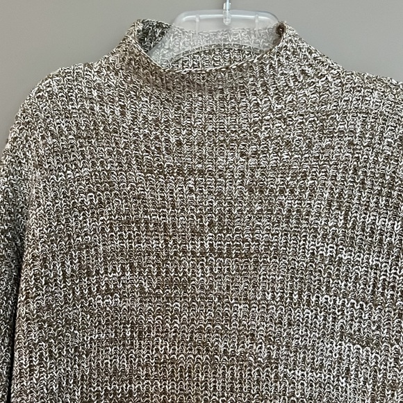 Cupcakes & Cashmere knot sweater XS - Picture 2 of 6